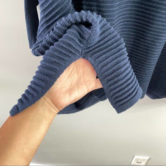 J. McLaughlin | Womens Navy Blue Oversized One Size Dolman Sleeve Sweater Ribbed - Picture 3 of 7